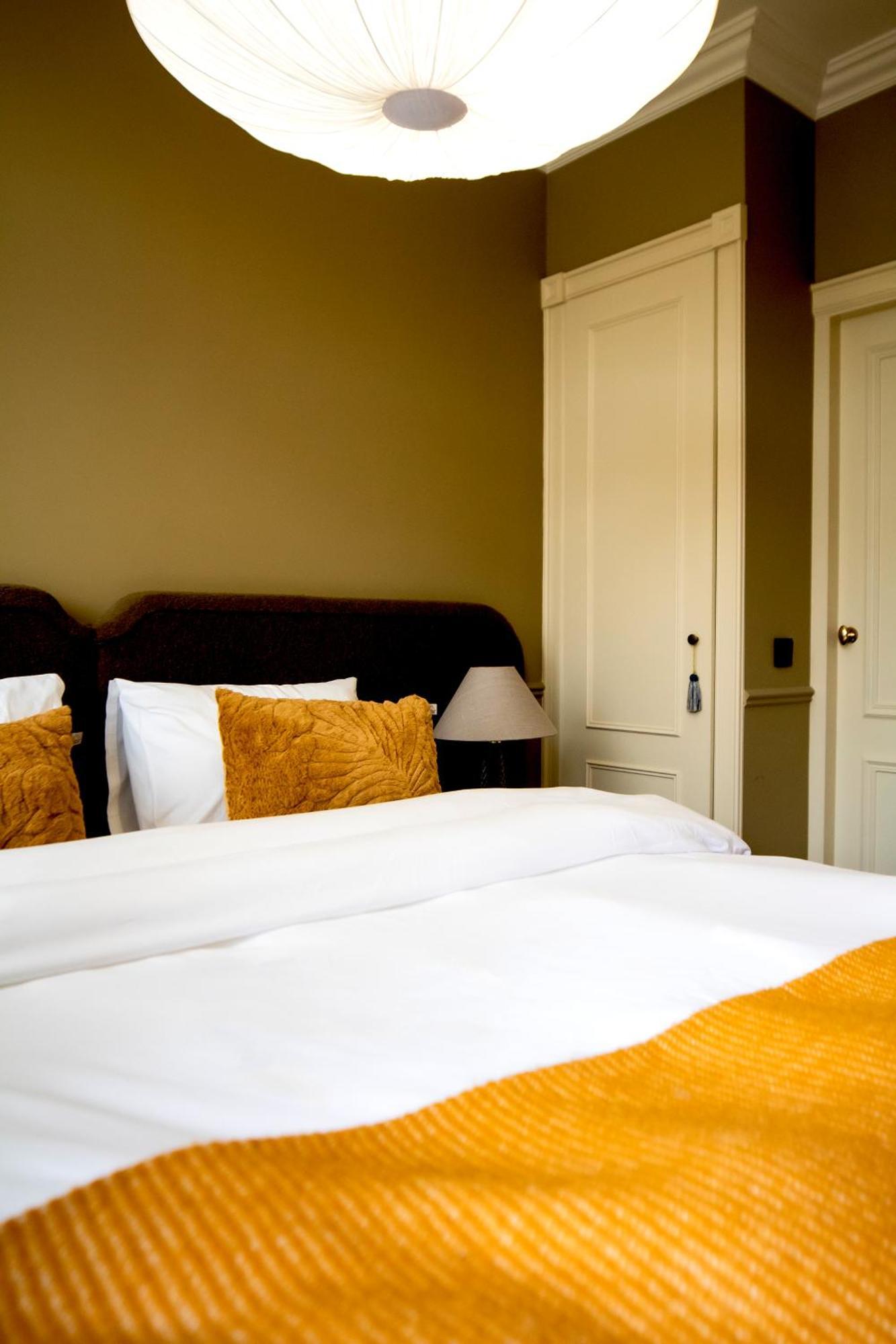 Tiny Single room,1664647327:JPEG